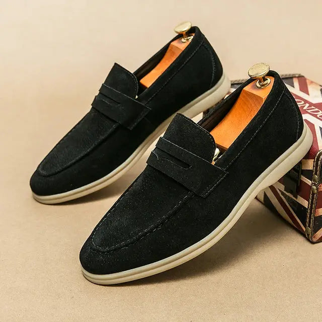 James™ – elegantne kingad paeltega