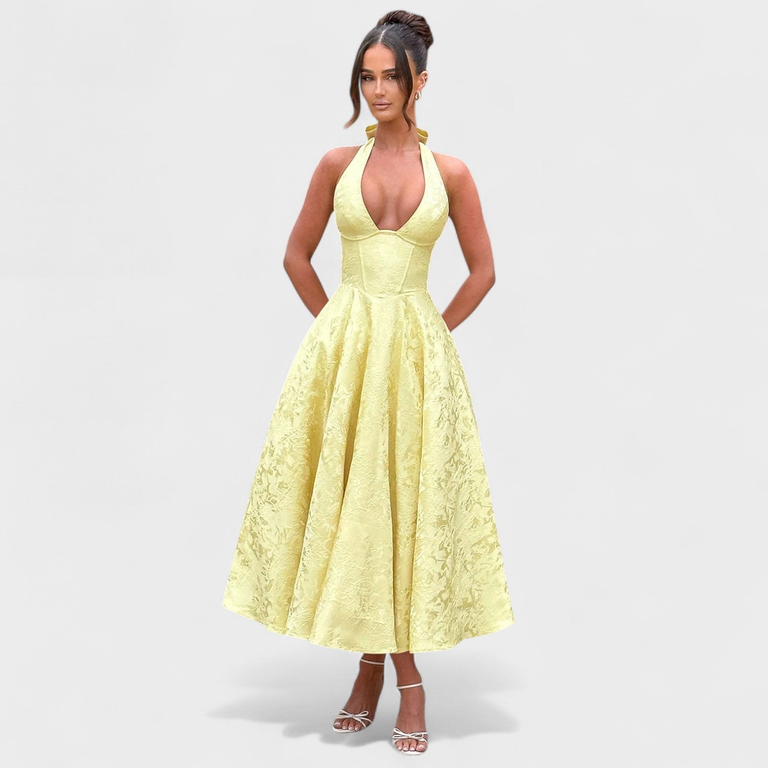 Julieta – Midi kleit halter lõikega